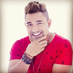 UM BEIJO POR MINUTO - DENIS RODRIGUES