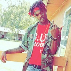 TrapRunnaSkrewja ft good troop's-hoodshit