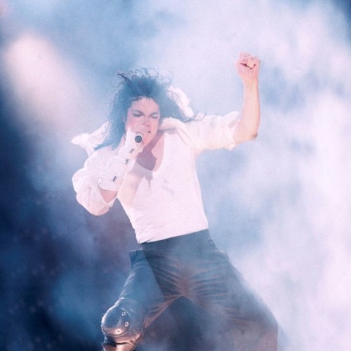 Invincible (Live In Valencia, July 16th, 2003)