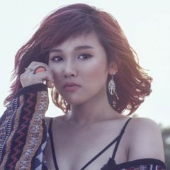 Hỏi - Trương Thảo Nhi