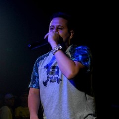 MC GUGUI  ACAPELA QUE PAPA NA THETHECA DELA