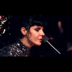 Gaye Su Akyol - Hologram