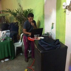 == NOVINHA DESCE DE 4 VEM FAZENDO A SACANAGEM [DJ CL DO JD] ((BRABA))