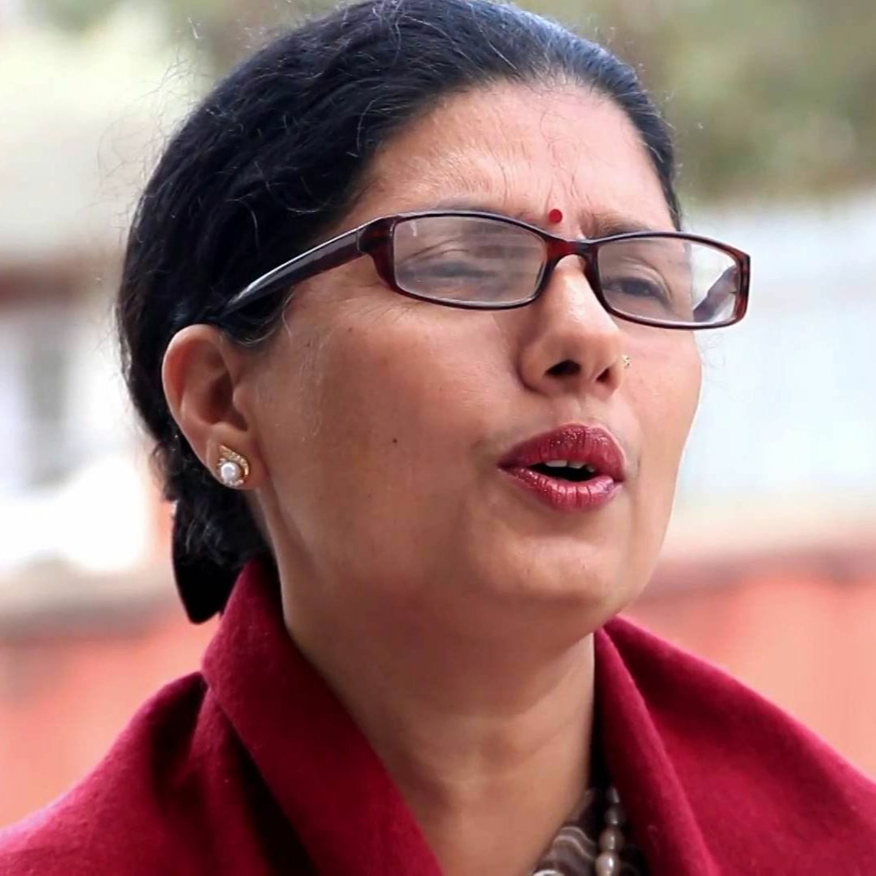 तिमी यो पोल्टामा गुटुमुटु परेका दिनहरु- प्रभा भट्टराई