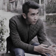 Surat Cinta Untuk Starla (cover)