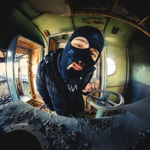 Nerub & Phunk B - Carapace (feat. Indjstione)