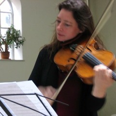 'Solo Song for viola –Ten Lines' performed by Elisabeth Smalt