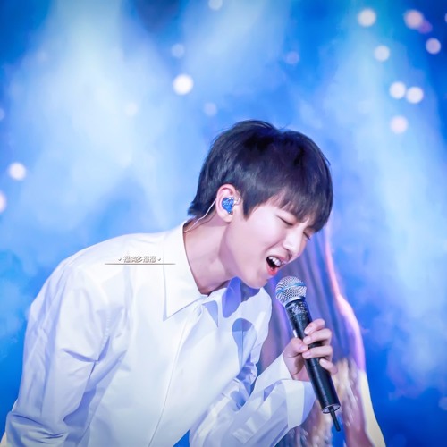 Stream Xung quanh em  Vương Tuấn Khải ft Tiết Chi Khiêm  Concert sinh nhật  17 tuổi  方圆几里双声道左薛之谦右王俊凯 by Ka Chun  Listen online for free on  SoundCloud