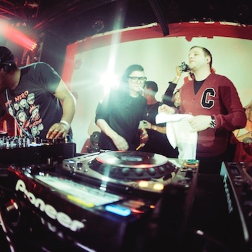 Caspa - Derek (12th Planet & Caspa VIP)