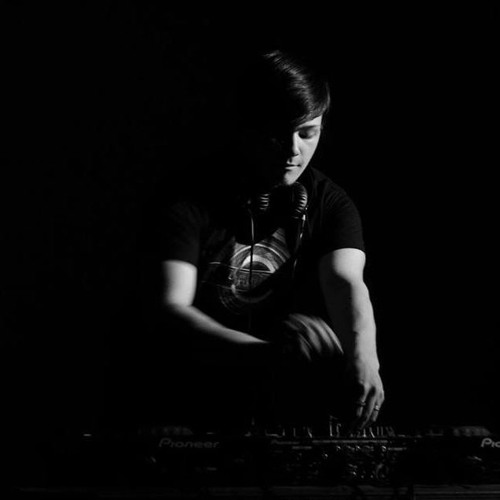 Track of the Day: Blaqout “Mystic Flex”