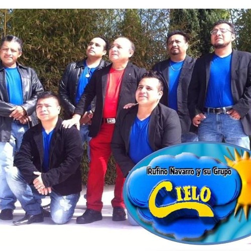 RUFINO NAVARRO Y SU GRUPO CIELO "REGRESA"