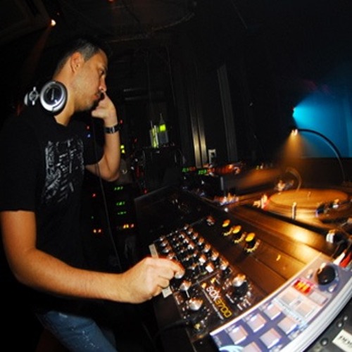 Mark Knight, Prok & Fitch - Into My Life (That Kid Chris Mix)