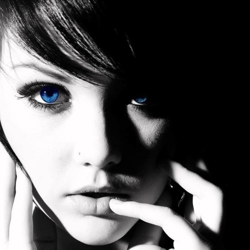 Olsein Feat. Sofia Lecubarri - Lullaby Stranger (Deep Sound Effect Remix)
