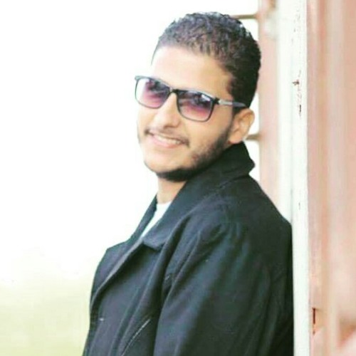 في جوه قلبي حاجة مستخبية 😍💛❤