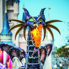 Disneyland Paris | Lost In The Magic - Disney Stars On Parade