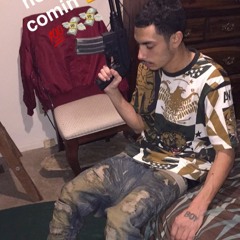 White Bih Ft. Dniick (prod. By Young Taylor)