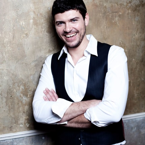 Stream Mozart Ein Madchen Oder Weibchen Mp3 By Dominik Koeninger Listen Online For Free On Soundcloud