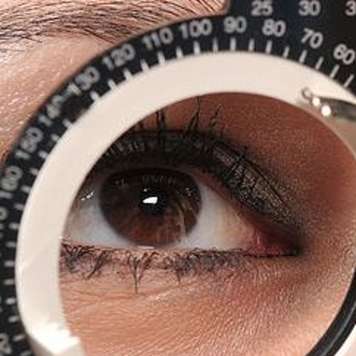 Developmental Optometrist Vs. Ophthalmologist