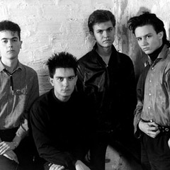 a RobertoCarloz Invazion...Héroes Del Silencio