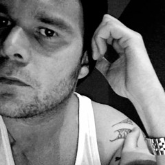 Igor "iek" Valente ft Jay Colin - Space