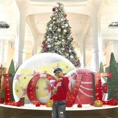 Lil soda boi - under christmas lights