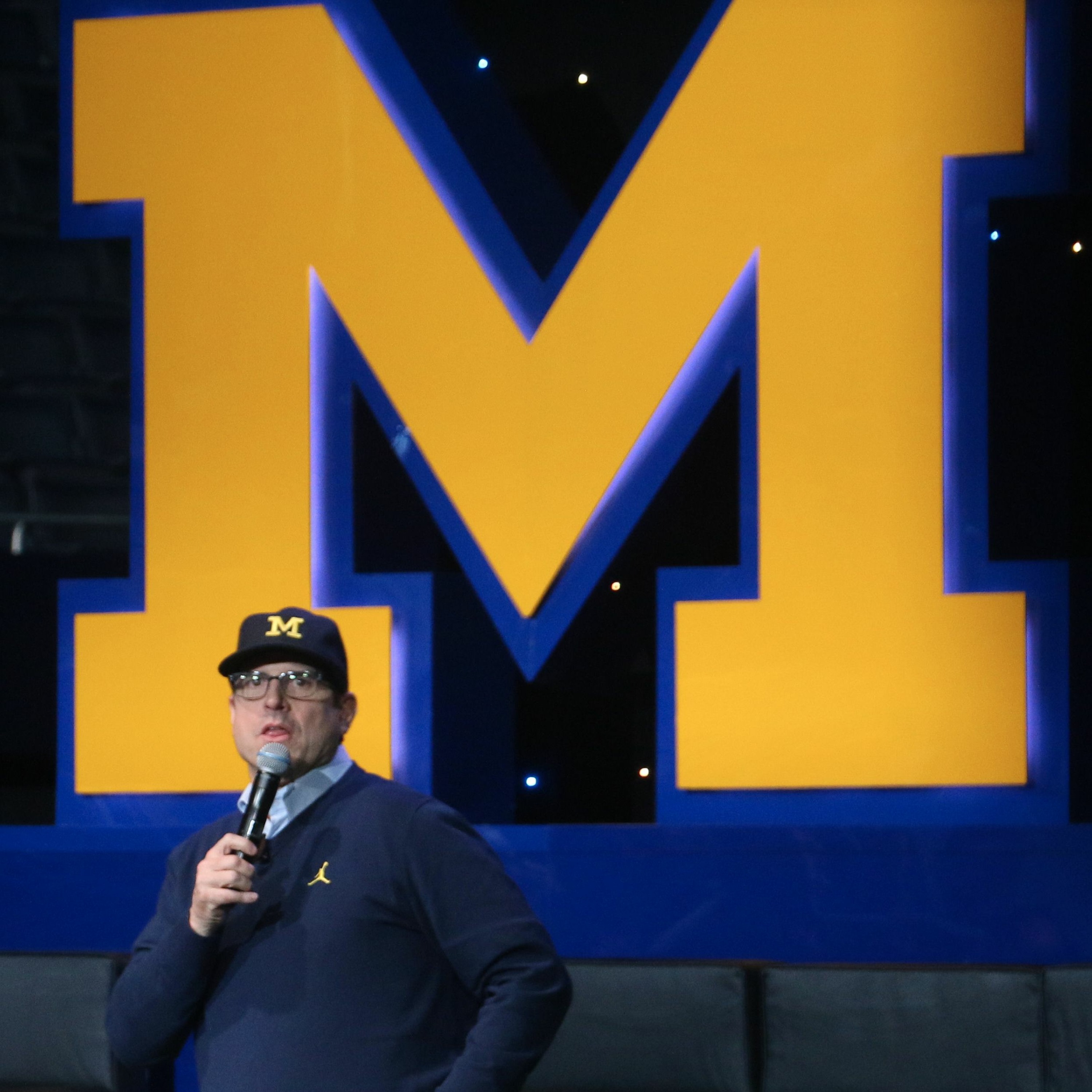 UMGoBlue.COM University of Michigan Wolverine Football Commentary