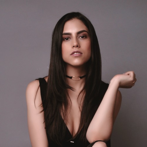 Luz Sanchez @Deep District Frisky Radio January 2017