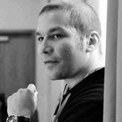 Matthew Chapman | The 'Mitt Master' Martial Artist