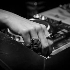 Esther Silex DJ-Sets