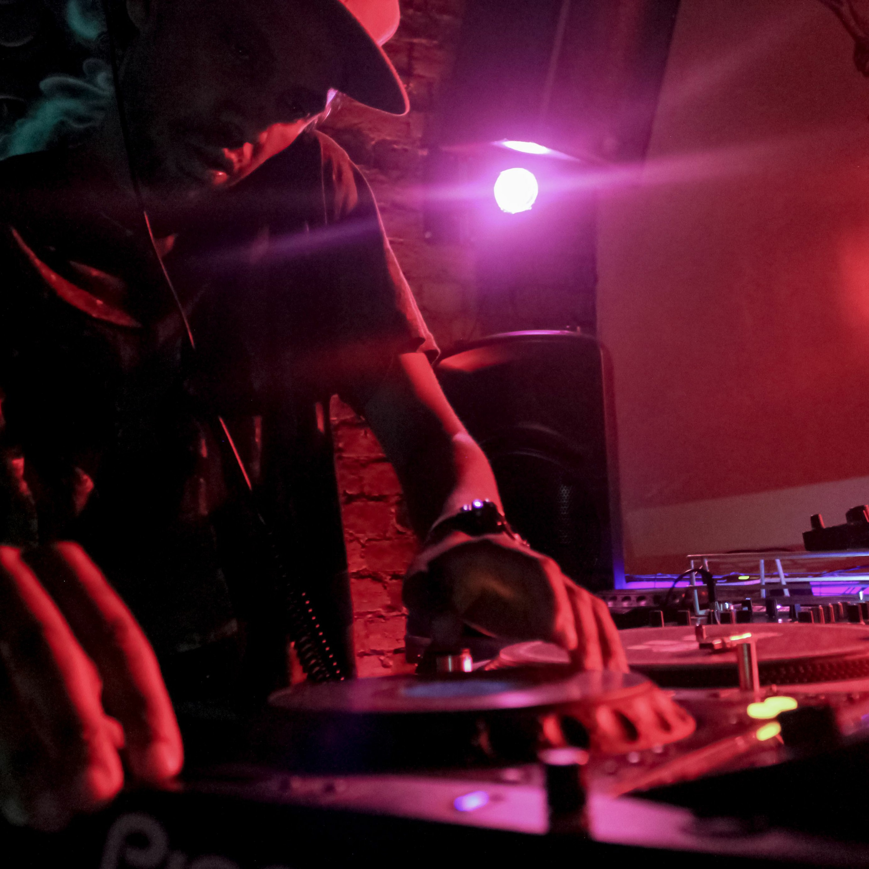 Tarantism aka Harry Blotter "1st Ever Production Dj Set" - Bassnest @ Grumpys thumbnail