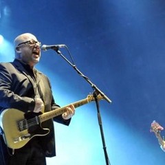 Pixies - Magdalena 318 (Live Vieilles Charrues Festival 2016)