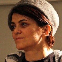 Poema de Svetlana Cârstean, Soy mujer [Sînt femeie].