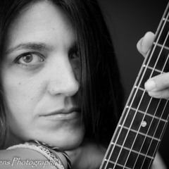 Robin Lore - Indicision