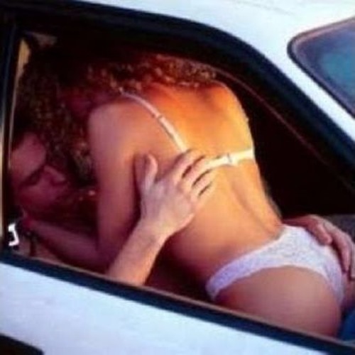 Resultado de imagem para fazendo amor no carro