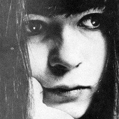 Sobran Las Palabras / Maria Mercedez Carranza