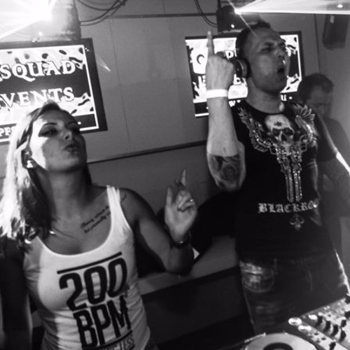 DJ System Overload Vs DJ Ysiss - Live At DJ Amisha's B - Day - 25 Years Of Demolition - 11 - 2-2017