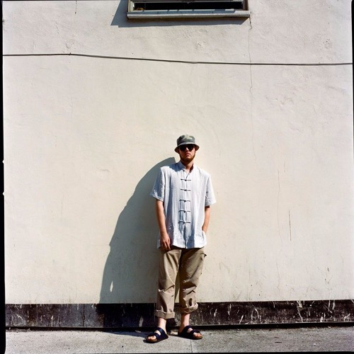PREMIERE : Henry Wu & Hardhouse Banton - Century