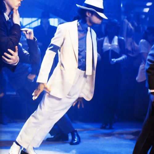 Tikiake Michael Jackson - Smooth Criminal