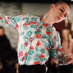 "Waltz" de Jacques Poulin-Denis - par Marion Malique