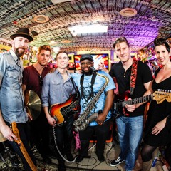 BANGIN' AT YOUR DOOR