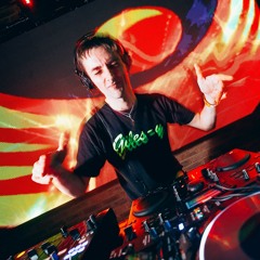 Giles-Y Live in the funky lounge at Planet Angel 2017