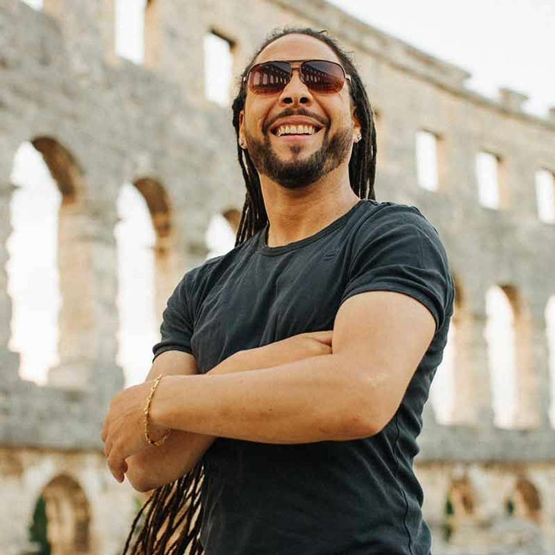 Listen to Roni Size: One In The Jungle (01/08/1997) by Selectabwoy