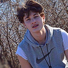 Lil Donnie - Struggle (Prod.Robby Rife)