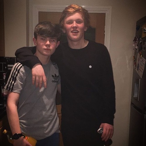 Billy Lewis Poo Finger