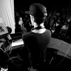 Guille Placencia - March Set 2017