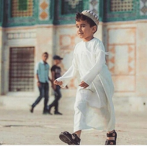 آلمتني بالعود ياخير الوري -خالد مبيض