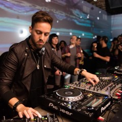 Crash course in science - Flying turns (Maceo Plex edit)