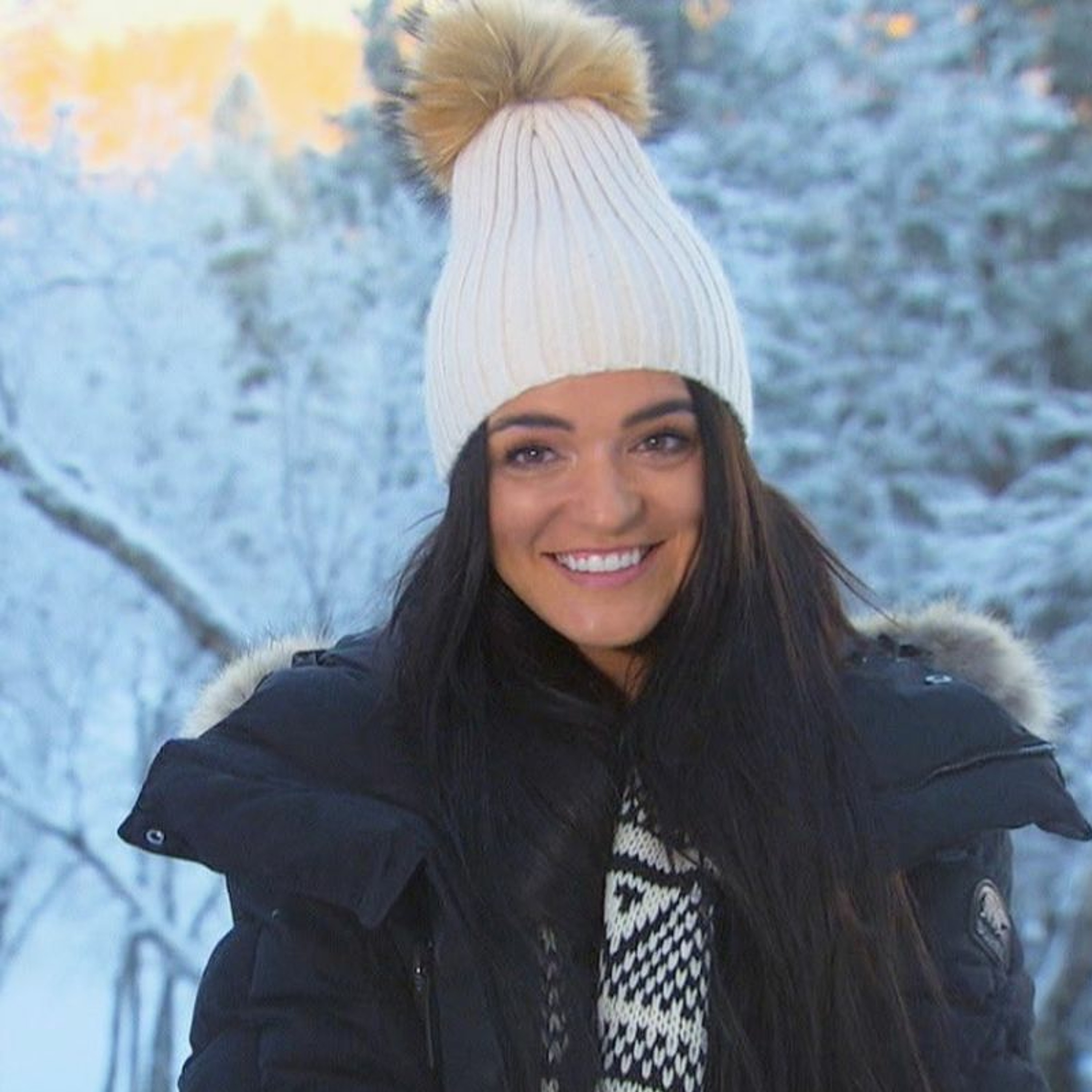 Bachelor 21 / Episode 9: Fantasy Finland thumbnail