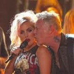 Metallica, Lady Gaga - Moth Into Flame (Live at the 59th GRAMMYs)