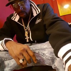 LOYAL /I DONT GIVA /www.loyalmusicgroup.com